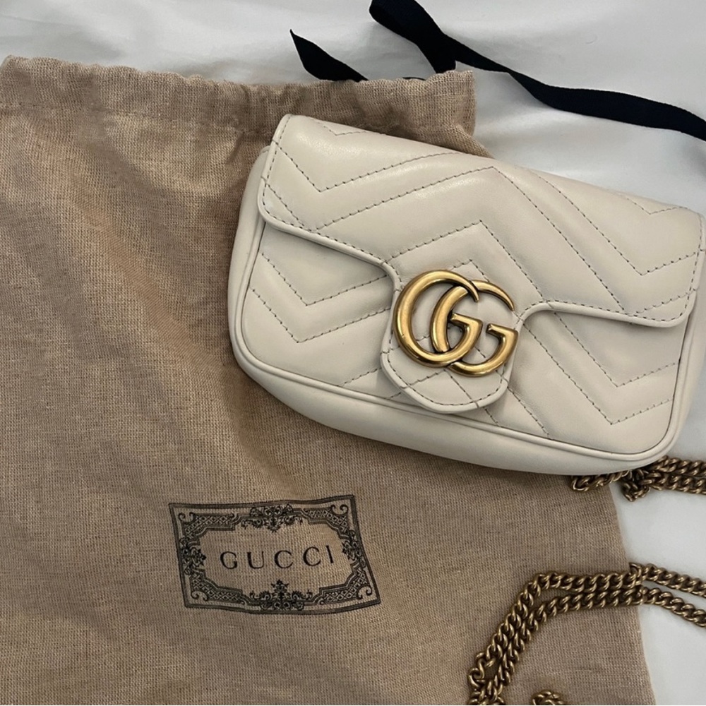 AUTHENTIC GUCCI MARMONT Super mini